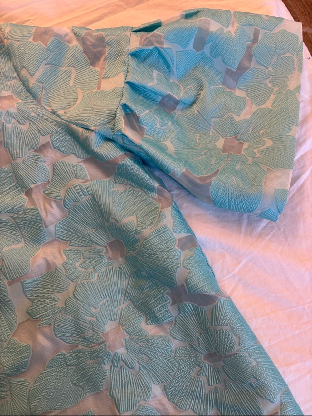 Tuckernuck Light Blue Floral Jacquard Puff Sleeve Blouse - Picture 3 of 9